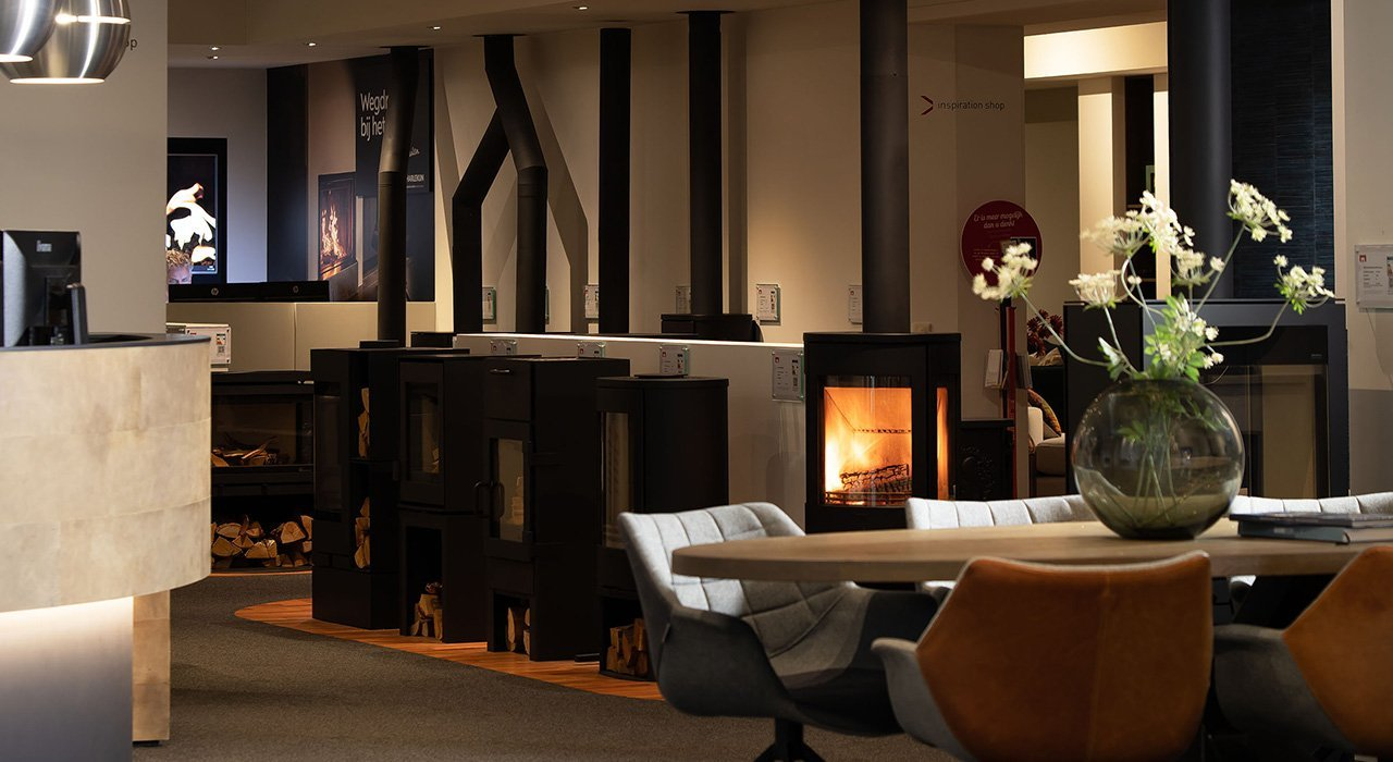 Ontdek onze Ecodesign houtkachels in de showroom