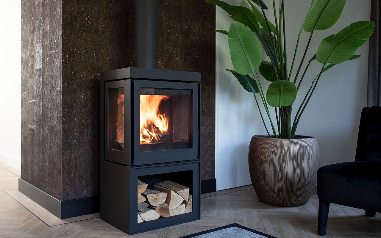 Gas besparen met een houtkachel 